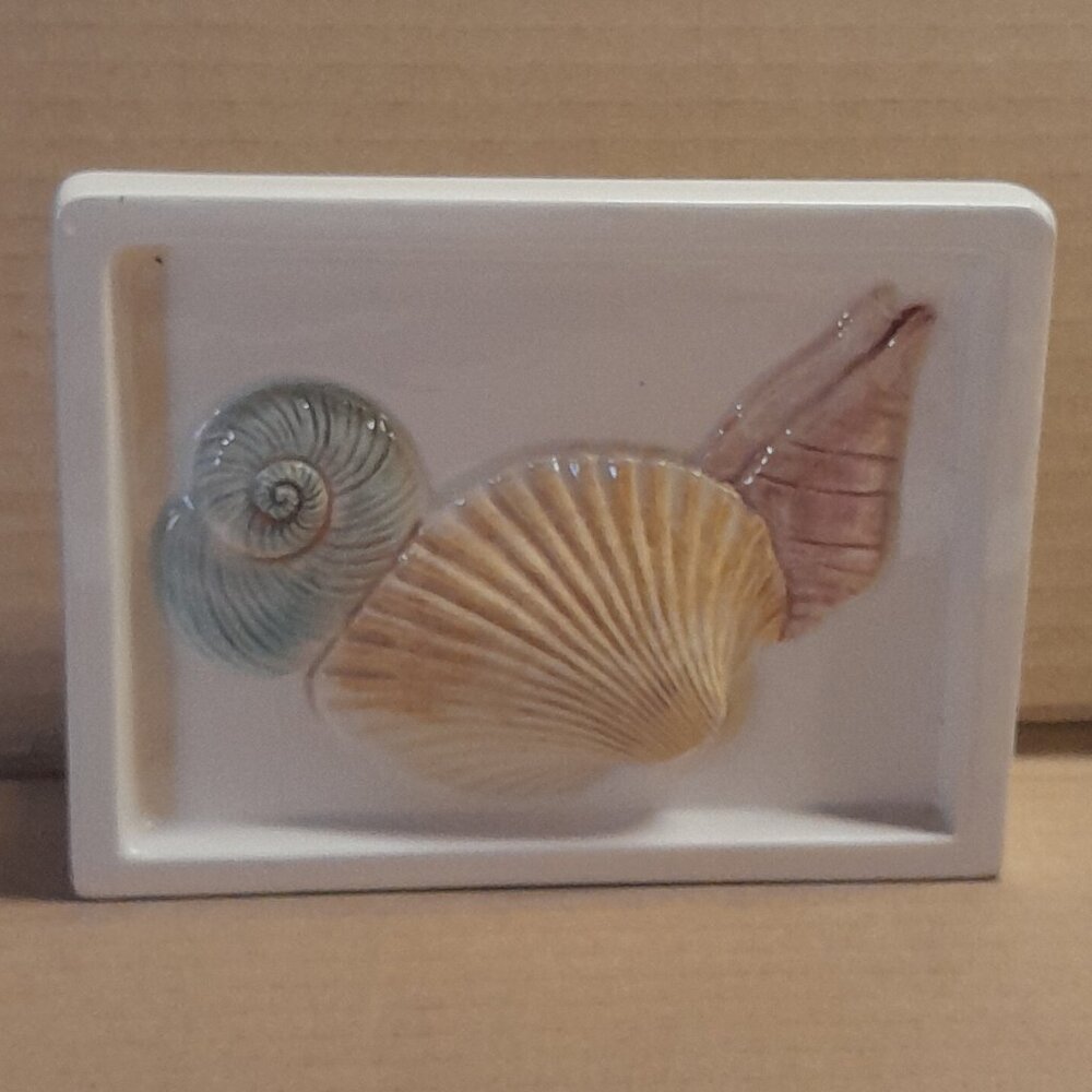 Cottagecore Ceramic Seashell Wall Pocket